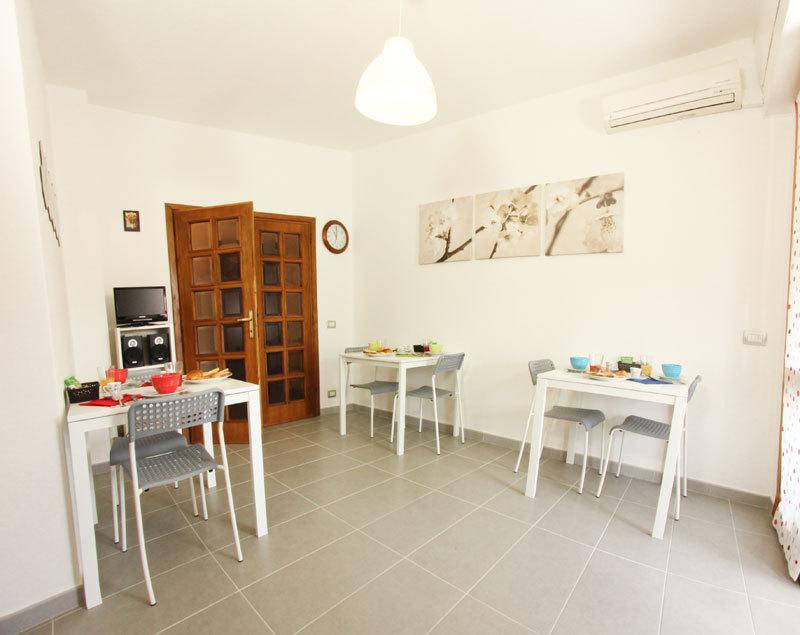 La Terrazza Bed and Breakfast Empoli Exteriör bild